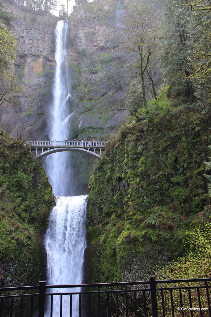 [April in Seattle] Spring in Multnomah Falls, Oregon - Go Strollers