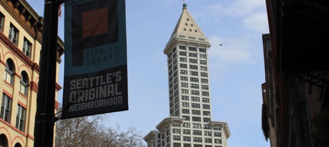 [시애틀 다운타운] 파이어니어 광장(Pioneer Square), 스미스 타워(Smith Tower), 옥시덴탈 광장(Occidental Square) & 센추리 링크 투어(CenturyLink Field Tour)